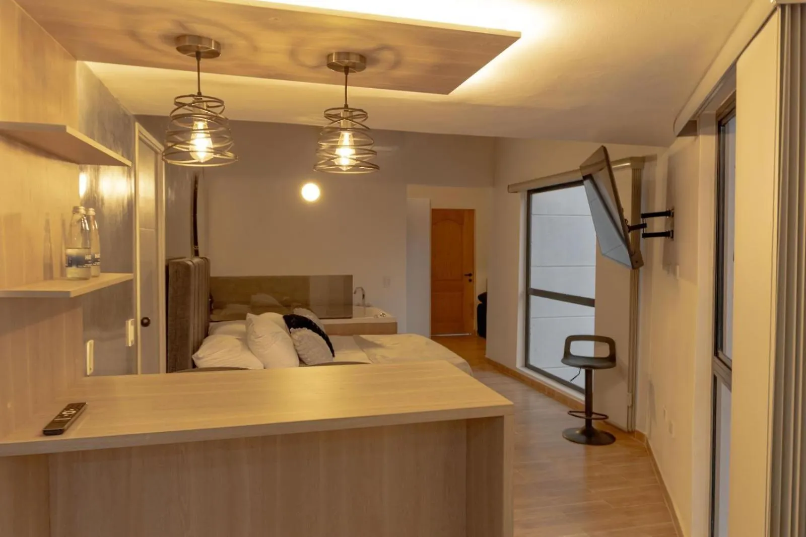 Apartment 201 Jacuzzi & Comfort, Loft Medellin Colombia
